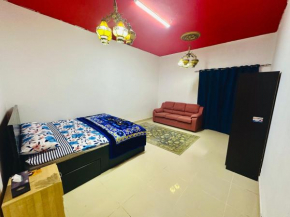 Chic Comfort-Your Stylishly Furnished Retreat